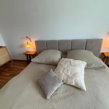 Messe Essen, 56Qm Fuer 4 Gaeste, Separates Schlafzimmer, Balkon, Nahe Der Rue Lägenhet Essen