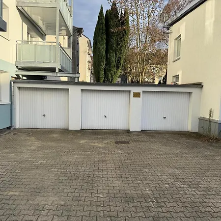 Appartamento Messe Essen, 56qm Fuer 4 Gaeste, Separates Schlafzimmer, Balkon, Nahe Der Rue Essen